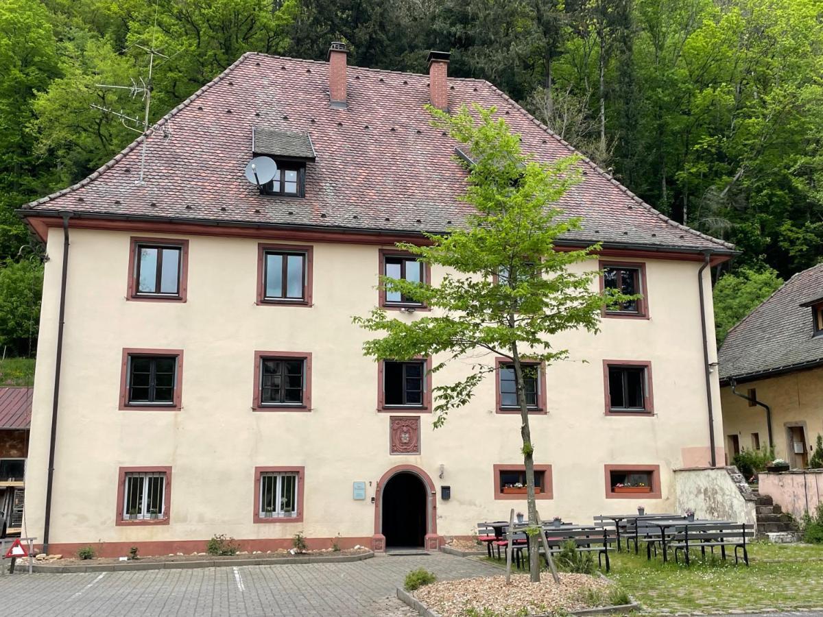 Bed & Breakfast Muellers Klostermuehle Münstertal Dış mekan fotoğraf